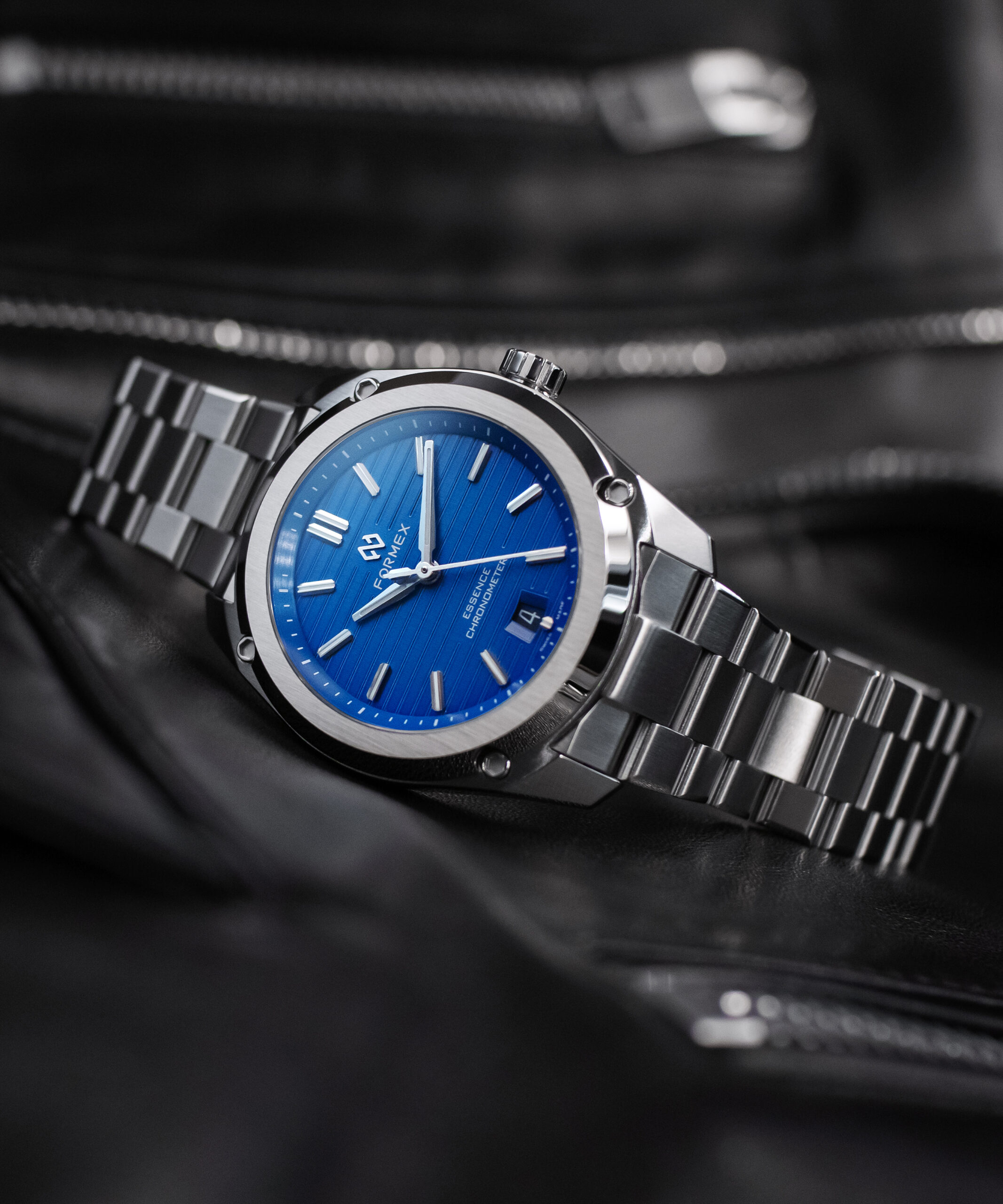 FORMEX ESSENCE 39 ChronoTheory Earth Blue Edition