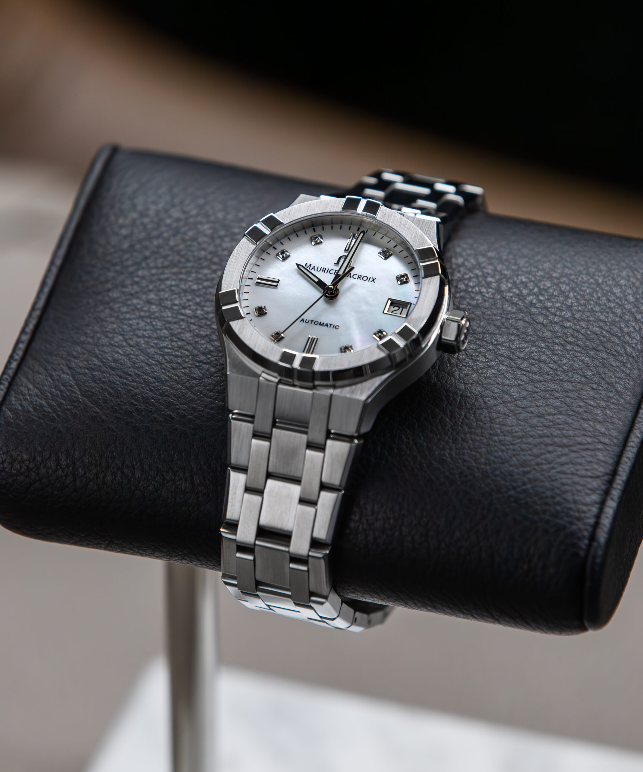 MAURICE LACROIX AIKON Automatic 35mm WHITE BRACELET – Chrono 