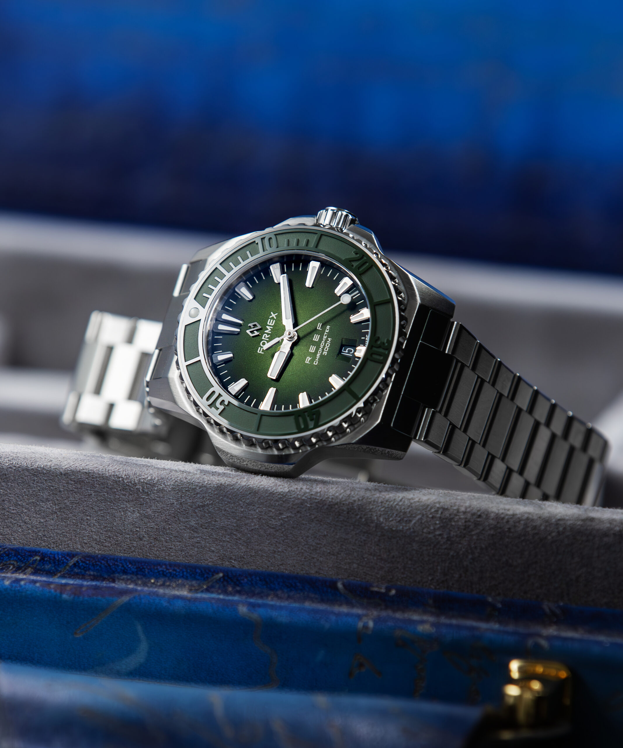 FORMEX REEF 42mm Bracelet GREEN（ベゼル着脱可能タイプ） – Chrono 