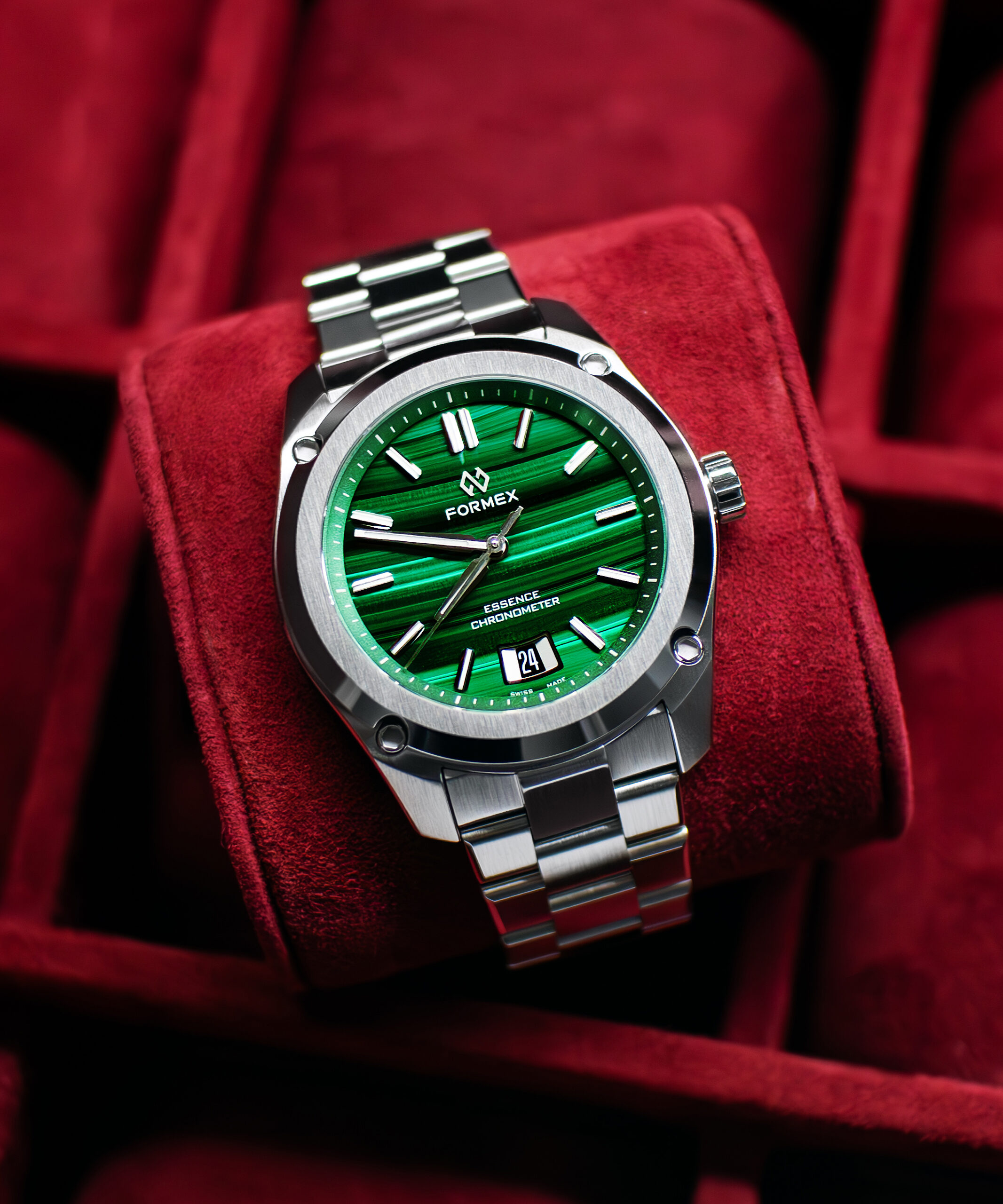 Formex x Worn & Wound Essence Sector 39mm Automatic COSC - 時計